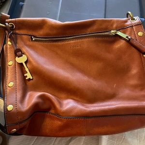 Fossil hand bag